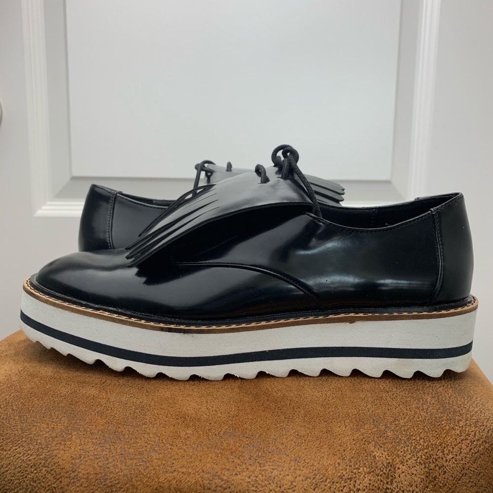 Zara Blk Platform Brogues w/Fringe